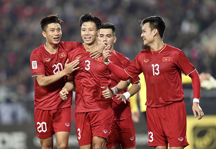 Bảng xếp hạng AFF Cup: ĐT Việt Nam thắng đậm, xếp thứ mấy bảng B? - 1