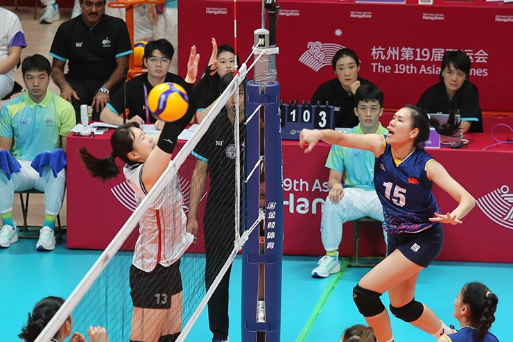HLV tuyển bóng chuyền nữ Việt Nam khen Kiều Trinh, mơ vào top 4 ASIAD - 8