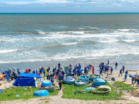  - Du khách đến Bình Thuận nhiều hơn dự kiến, doanh thu du lịch tăng cao