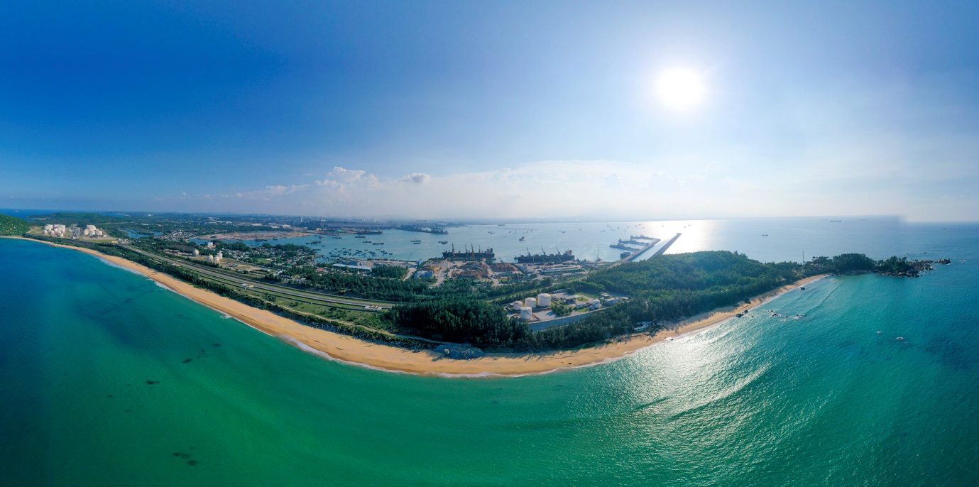 Bình Sơn xây dựng thương hiệu quê hương “giàu đẹp, văn minh, nghĩa tình” - 1