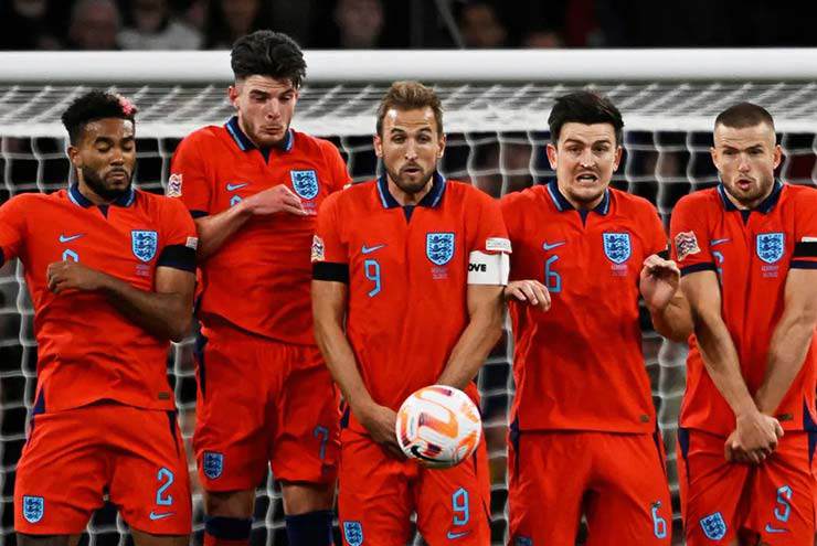 Tin mới nhất bóng đá tối 11/10: Rooney chính thức trở lại Anh dẫn dắt Birmingham - 3