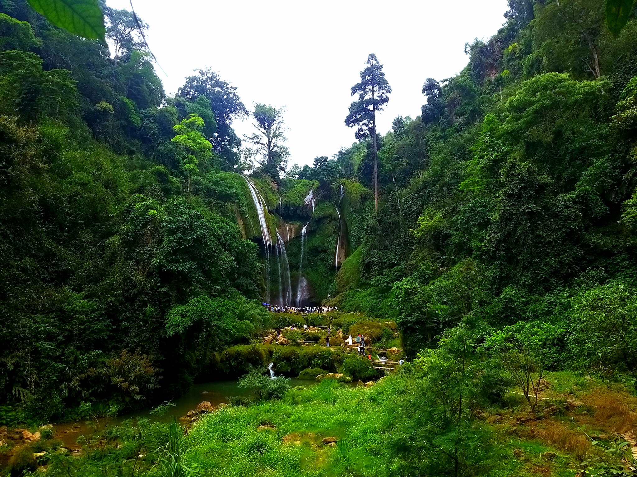 Tham quan thác Hai Nàng, nghe kể chuyện tích xưa - 4