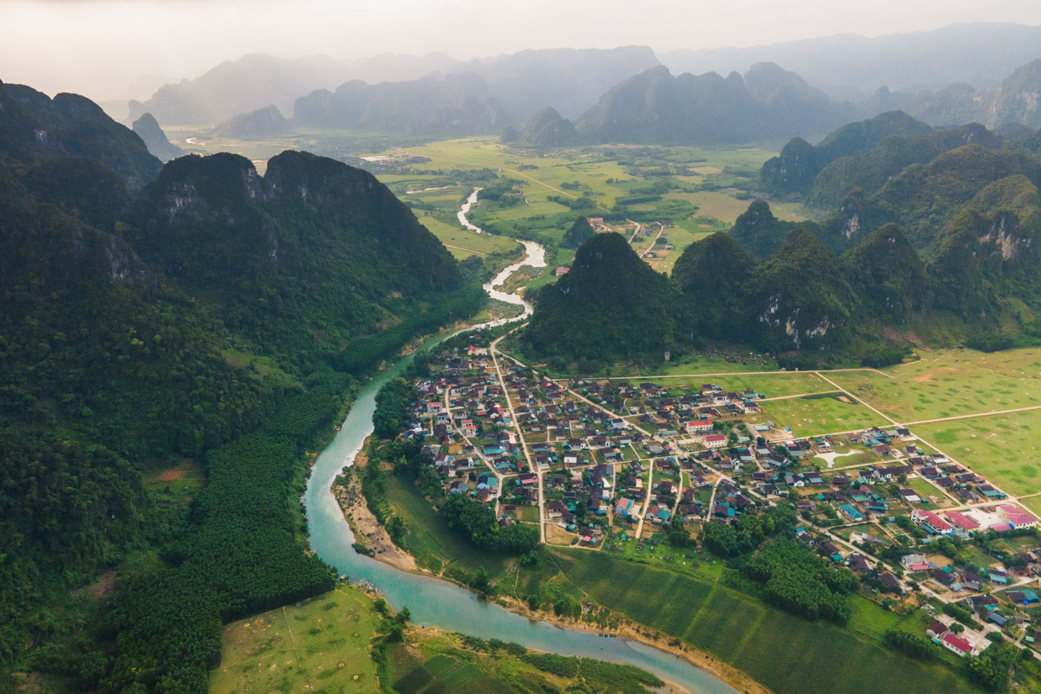 Vùng ‘rốn lũ’ Quảng Bình được vinh danh là làng du lịch tốt nhất thế giới - 4