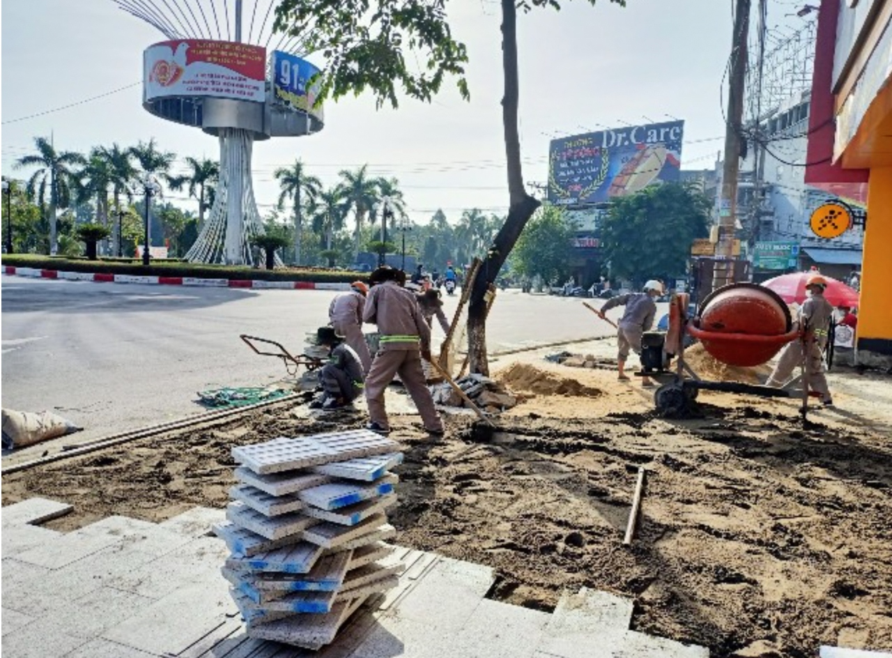 Công ty Cổ phần Môi trường Đô thị Quảng Ngãi: Vì một cuộc sống xanh - 3