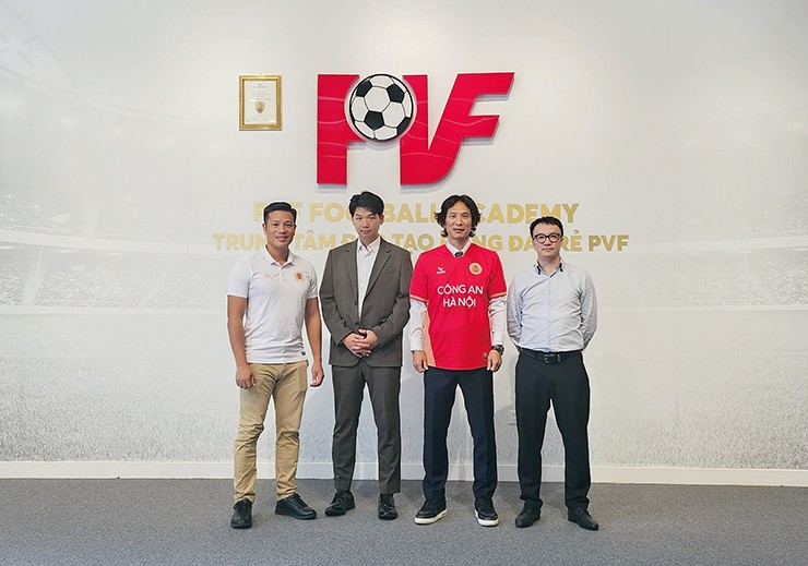 HLV Gong Oh Kyun chính thức dẫn dắt CLB Công an Hà Nội, bao giờ ra mắt? - 2