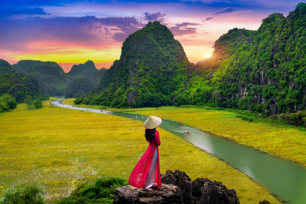 Lữ hành Saigontourist triển khai sớm chùm tour tết Giáp Thìn 2024 - 2