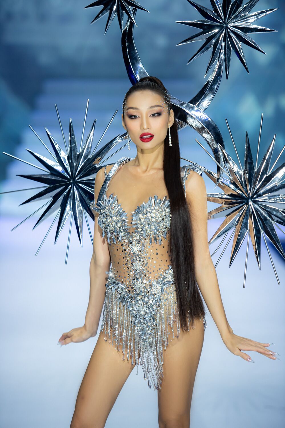 Cao Thiên Trang, Vũ Thúy Quỳnh liên tục diễn vedette, first face tại fashion show Hoa hậu Hoàn vũ Việt Nam 2023 - 15