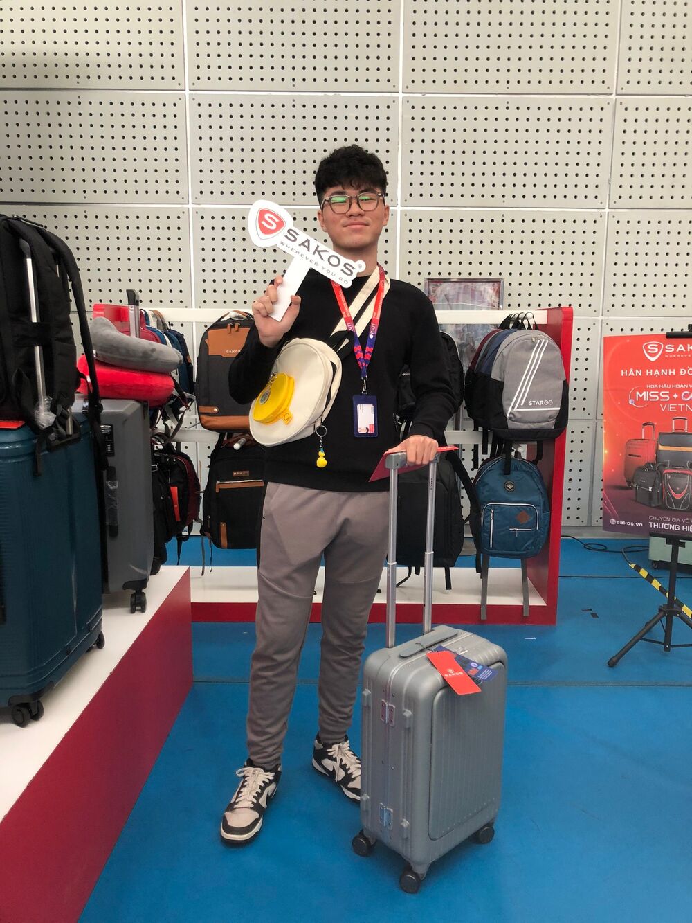 Sinh viên Đại học RMIT hào hứng trải nghiệm các sản phẩm của SAKOS - 11