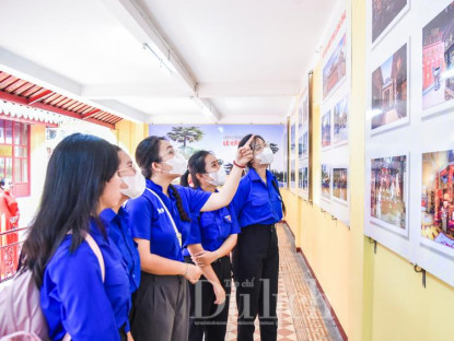 Lễ hội - Khai mạc Không gian Văn hóa Hồ Chí Minh tại lăng Lê Văn Duyệt