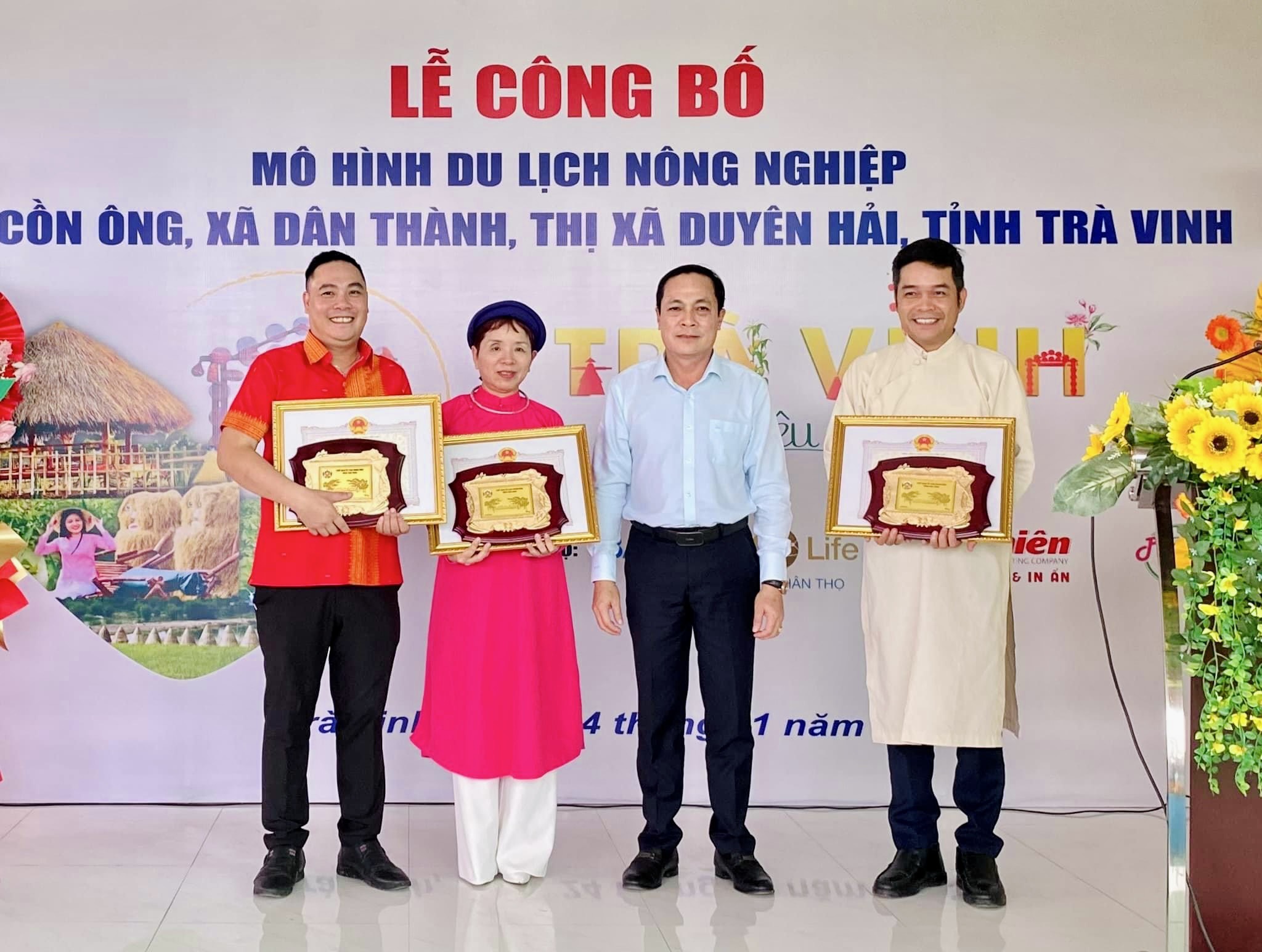 doc dao mo hinh du lich canh nong nuong theo dieu ly dat giong o tra vinh - 5