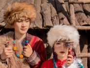 Khách Việt bức xúc vì trang phục ngoại lai Mông Cổ, Tây Tạng tràn ngập Sapa