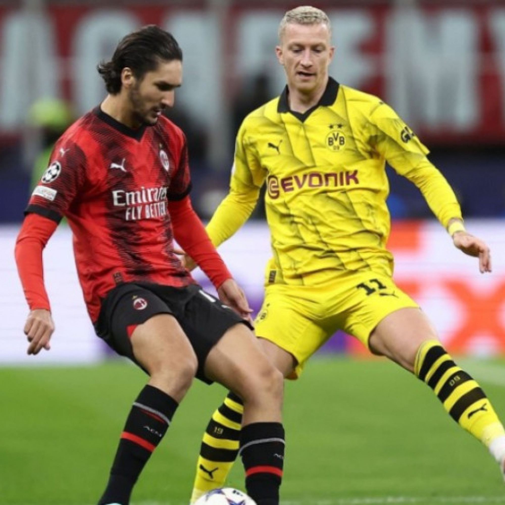  - Video bóng đá AC Milan - Dortmund: Bước ngoặt chấn thương, vé "vàng" về tay (Cúp C1)