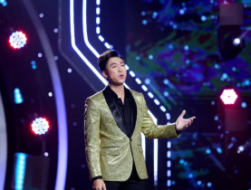  - Hồ Việt Trung đi diễn bằng xe đò, ngồi không dám ngủ vì sợ bị móc túi