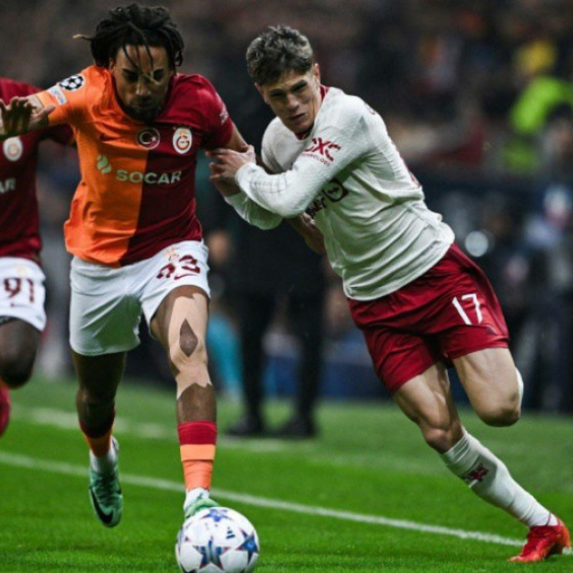  - Trực tiếp bóng đá Galatasaray - MU: Fernandes dứt điểm trúng cột dọc (Champions League) (Hết giờ)
