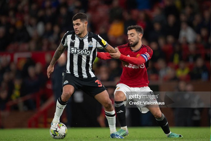 MU đấu Newcastle: "Chích chòe" mất 11 cầu thủ, "Quỷ đỏ" mơ phục hận - 1