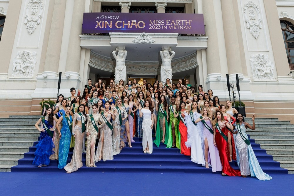 90 thí sinh Miss Earth 2023 khoe sắc trên thảm xanh, đại diện Việt Nam thể hiện ra sao? - 1