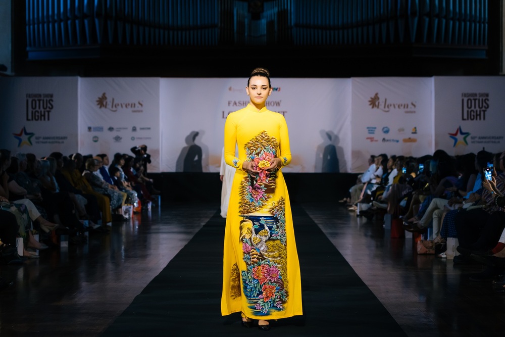 Văn hoá Việt toả sáng trong thiết kế của Trần Phương Hoa tại Úc - 3