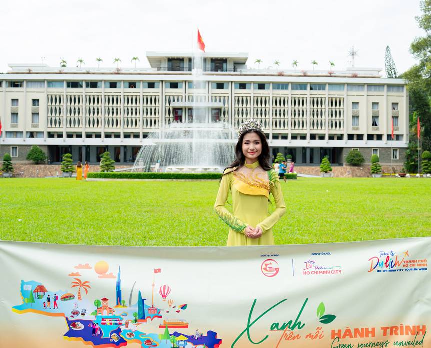 Hoa hậu Nguyễn Thanh Hà: Tìm nét yêu của thành phố trong tuần lễ du lịch - 2