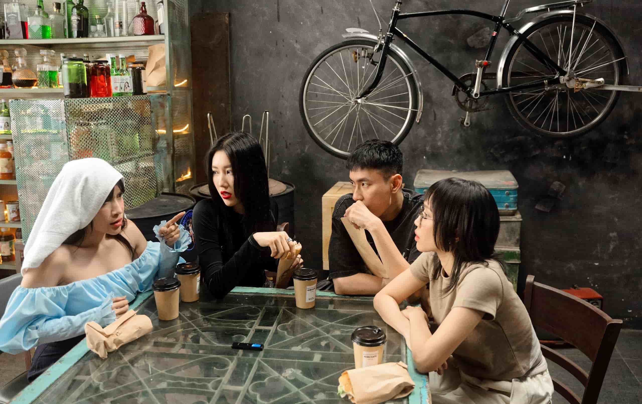 Diễn viên Khả Như phủ nhận là đại gia ngầm, khẳng định khó tính nên mới ế - 2