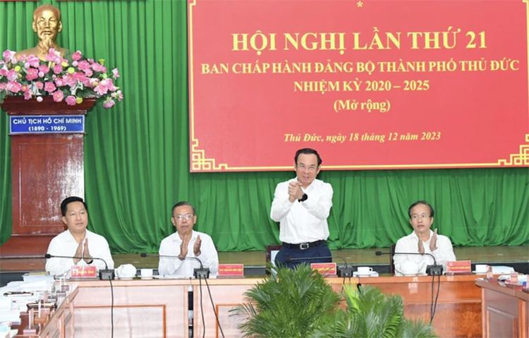 Bí thư Thành ủy TPHCM Nguyễn Văn Nên: "Người dân đang cần cái gì, chúng ta phục vụ cái đó" - 1