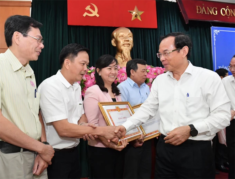 Bí thư Thành ủy TPHCM Nguyễn Văn Nên: Tiếp tục thực hiện tốt công tác phòng, chống tham nhũng - 2