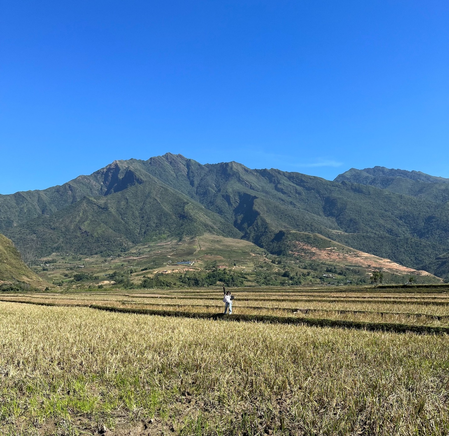 kham pha tay bac mot minh: nhung trai nghiem doc dao ve phong canh, dan toc va van hoa - 12