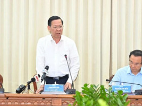  - Chủ tịch UBND TPHCM Phan Văn Mãi: Quý 4 phải tăng trưởng trên 9%