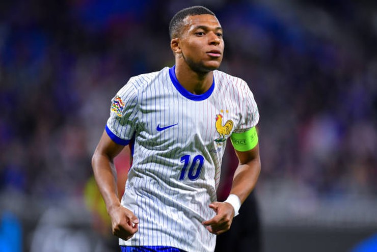 Mbappe dễ mất băng đội trưởng ĐT Pháp vì làm mất lòng HLV Deschamps - 1