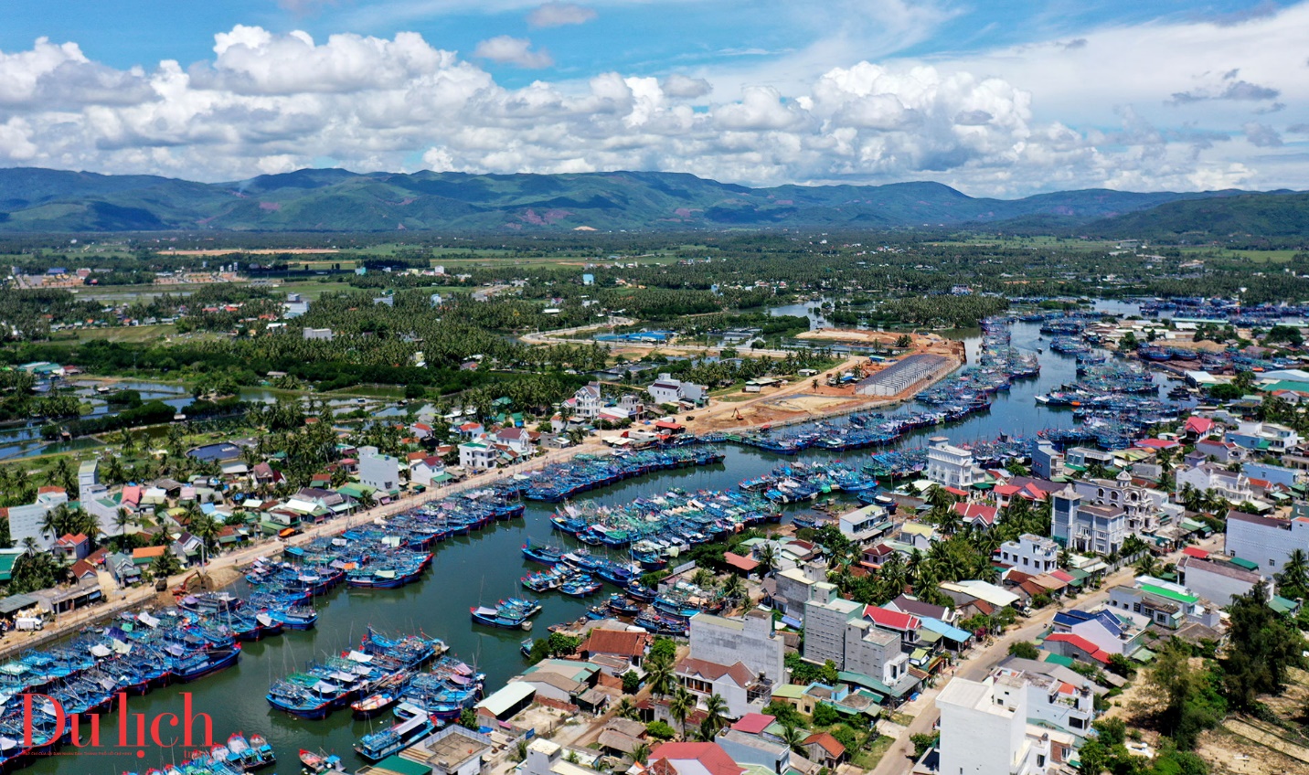 kham pha lang chai cau ca ngu dai duong lon nhat viet nam - 2