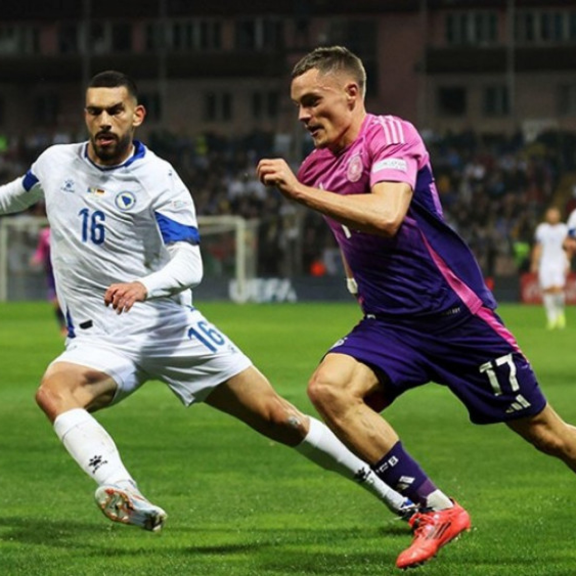  - Video bóng đá Bosnia - Đức: VAR ngăn hat-trick (Nations League)