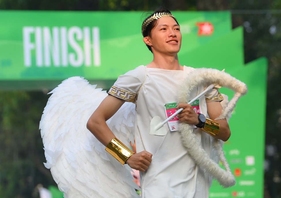 Sắc màu cosplay trên đường chạy VPIM 2024 - 3