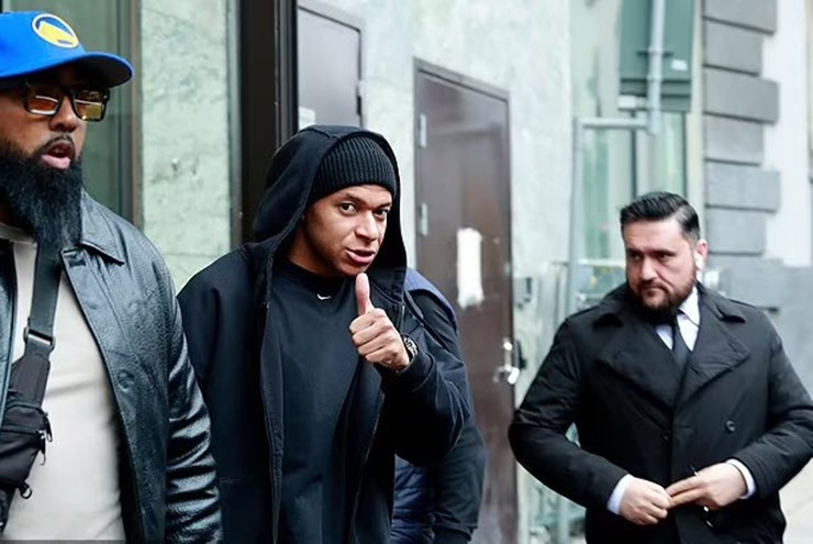 Mbappe bị cảnh sát Thụy Điển điều tra cáo buộc hiếp dâm - 1