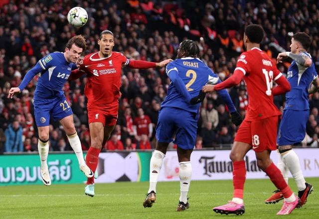 Liverpool đối mặt lịch thi đấu "ác mộng", 15 trận gặp 11 đối thủ mạnh - 1