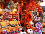 Ngập tràn không khí Halloween ở phố cổ Hà Nội