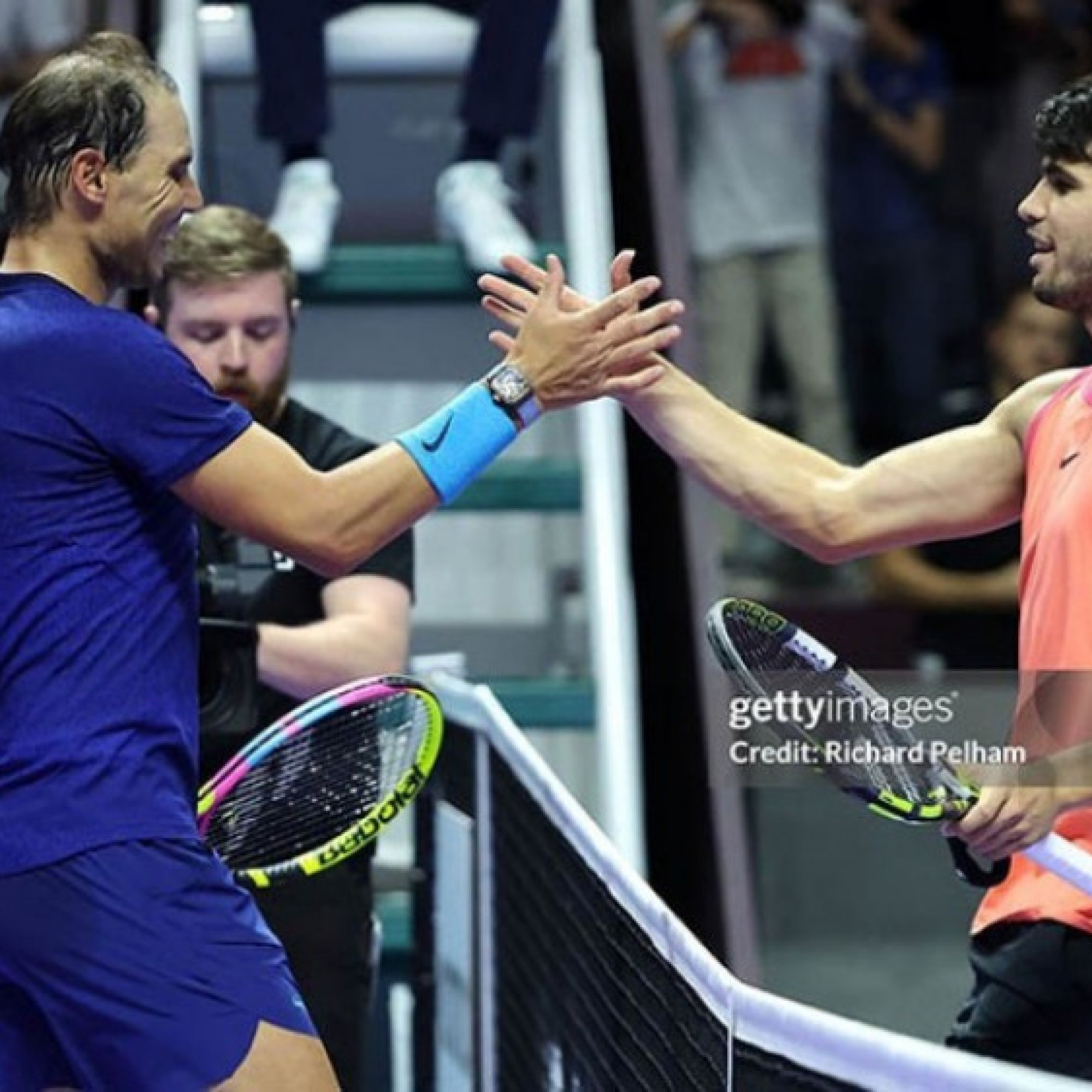  - Video tennis Nadal - Alcaraz: “Vua đất nện” nỗ lực, khó cản sức trẻ (Six Kings Slam)