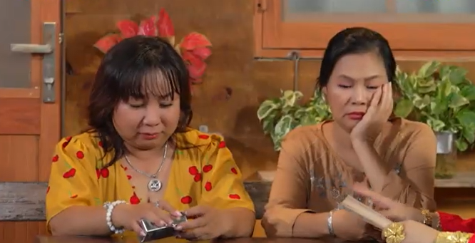 Sitcom Làm Giàu Cùng Cô Tư kể chuyện “phông bạt” khi làm từ thiện - 4