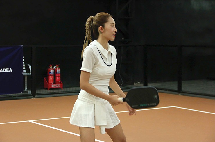 Dàn hot girl "ham vui" diện đồ quyến rũ, gây sốt giải pickleball tại TP.HCM - 3
