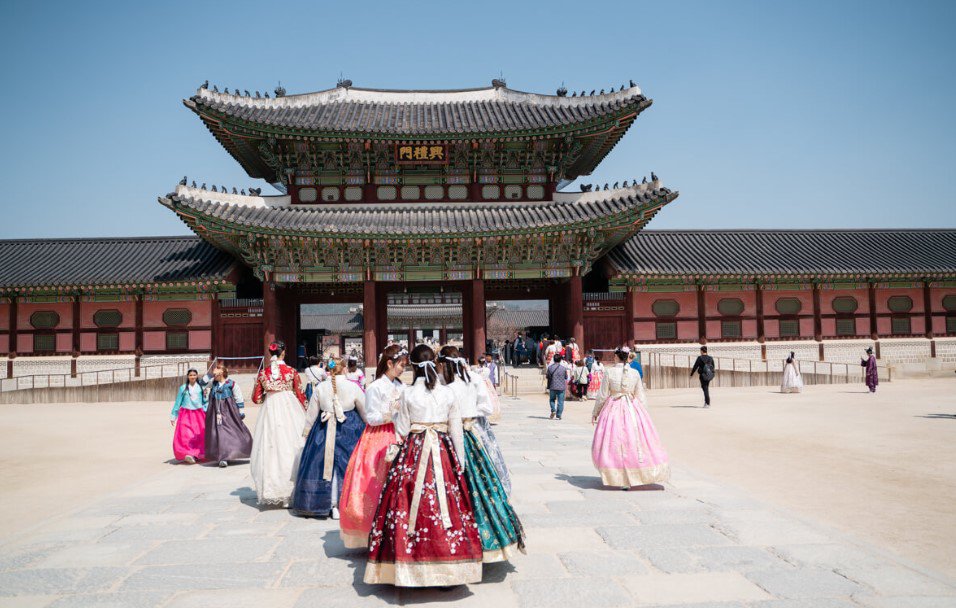 Cung điện Gyeongbokgung - nơi "người phụ nữ tạo dáng Yoga gây tranh cãi" có gì nổi bật - 8