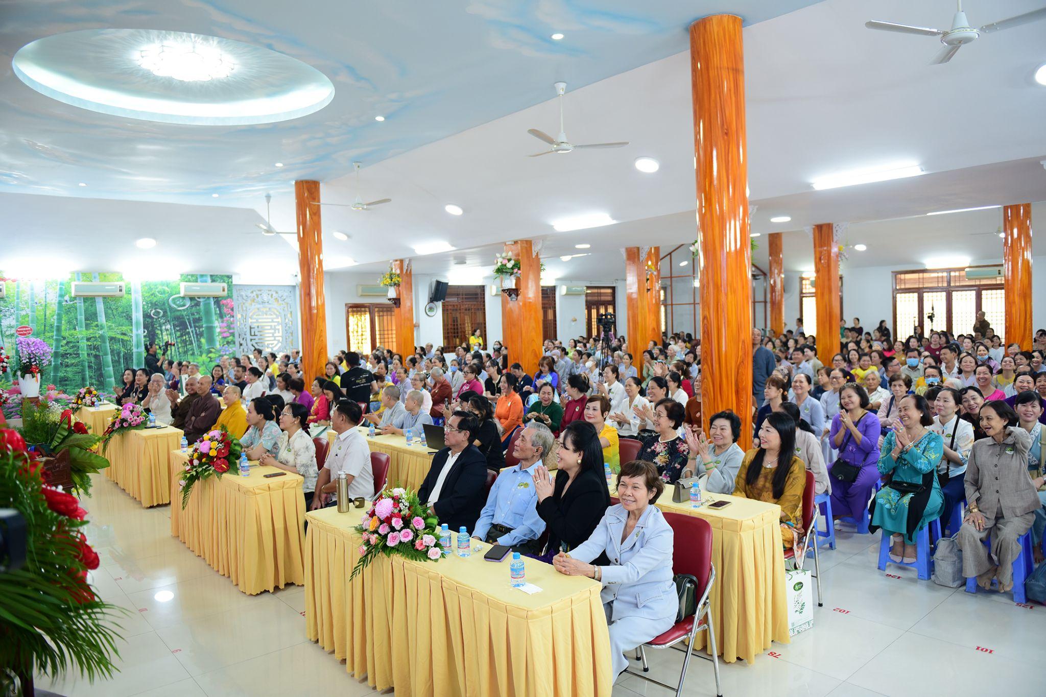 Sản phẩm nhang và tinh dầu Hương Đất Việt: Khi thiên nhiên hòa quyện trong từng hơi thở - 4