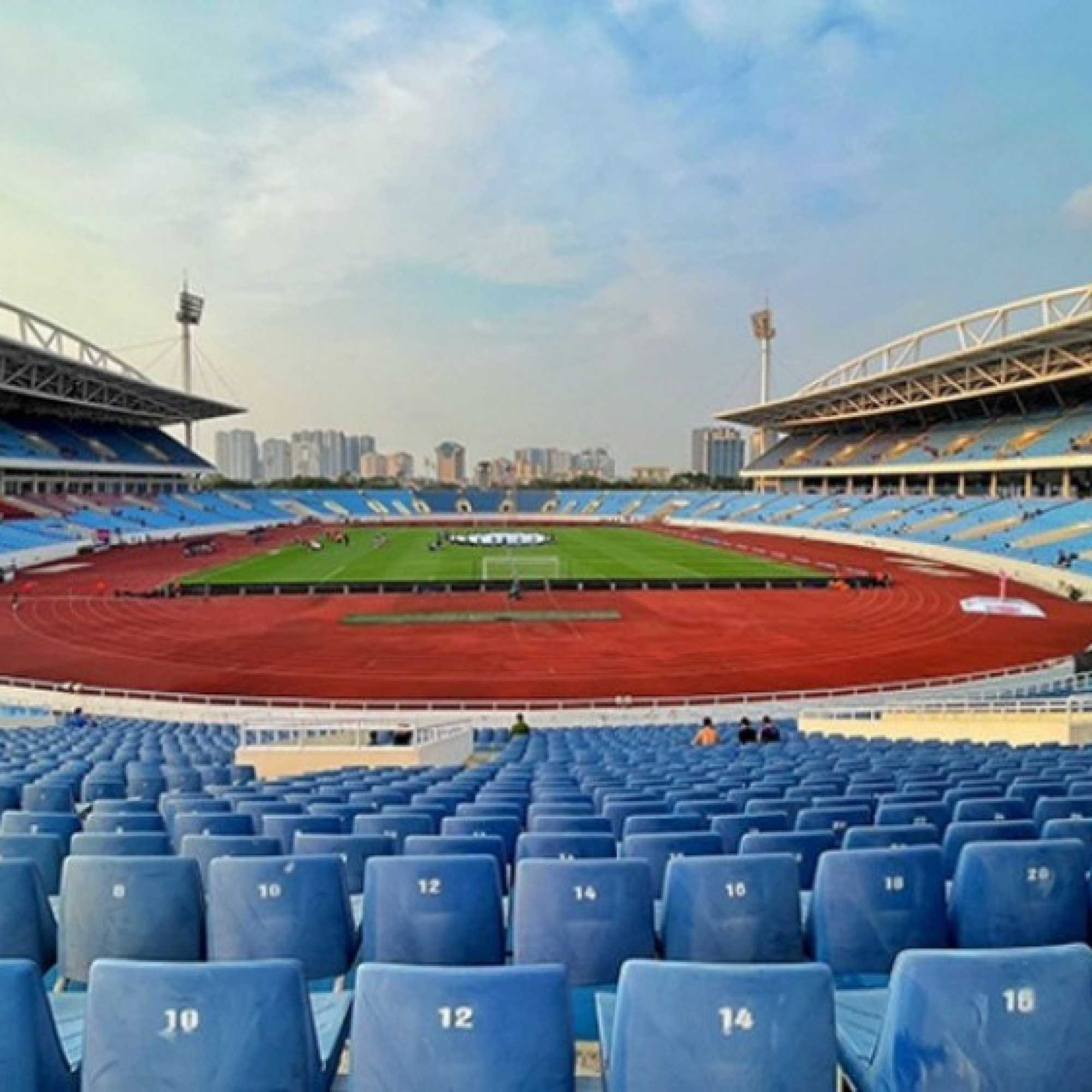  - “Anh trai say hi” làm khổ ĐT Việt Nam, phải đổi sân trận gặp Indonesia ở AFF Cup