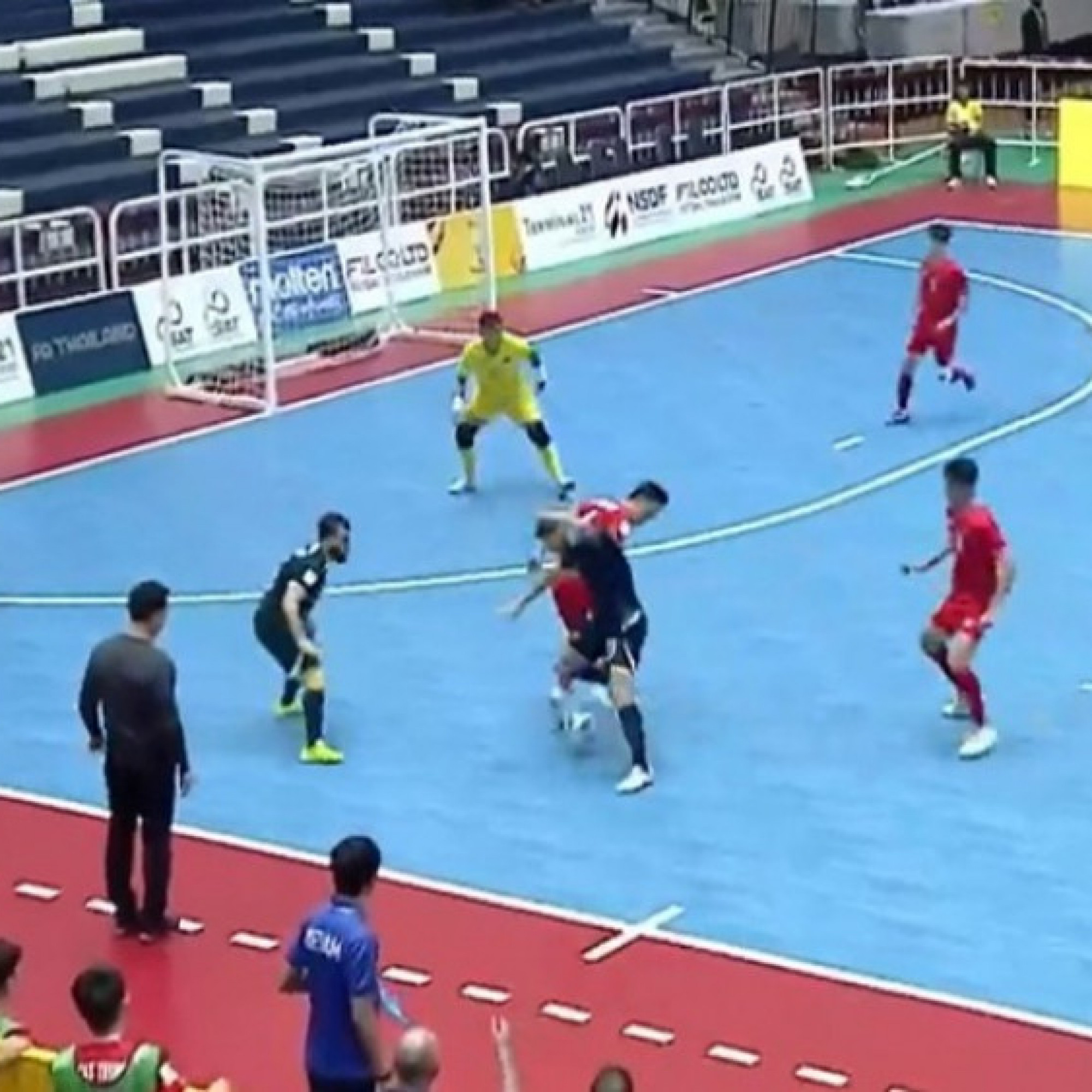  - Video bóng đá futsal Việt Nam - Australia: 2 đòn sắc lẹm, khó khăn quá lớn (Futsal Đông Nam Á)