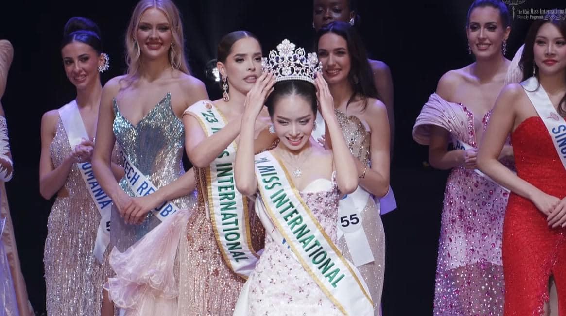 Huỳnh Thị Thanh Thuỷ đăng quang Miss International - Hoa hậu Quốc tế 2024 - 2