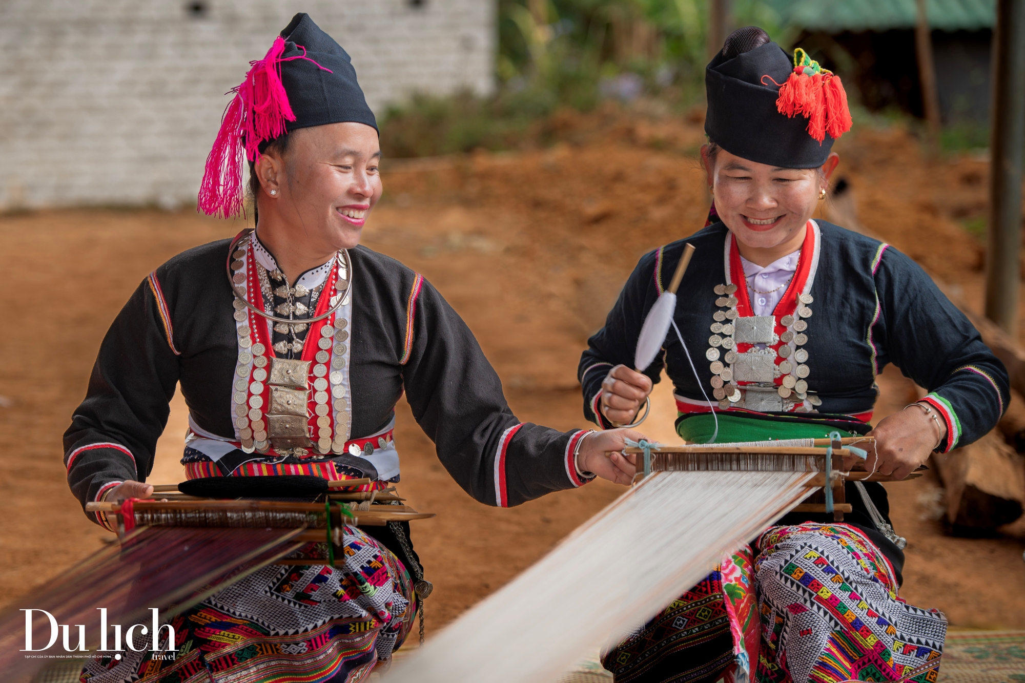 khan pieu, ao com - net dep y phuc nguoi kho mu o dien bien - 2