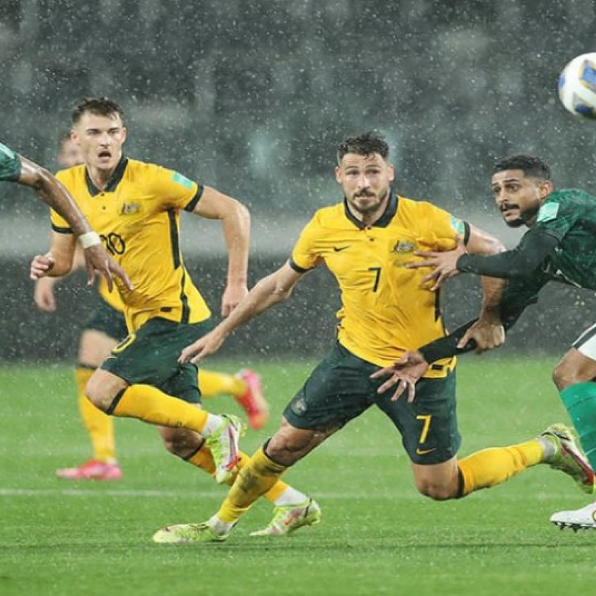  - Trực tiếp bóng đá Australia - Saudi Arabia: So kè không khoan nhượng (vòng loại World Cup)