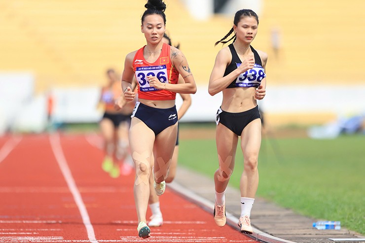 Hoa khôi điền kinh “bụng 6 múi” giành HCV ấn tượng, vượt thông số SEA Games - 10