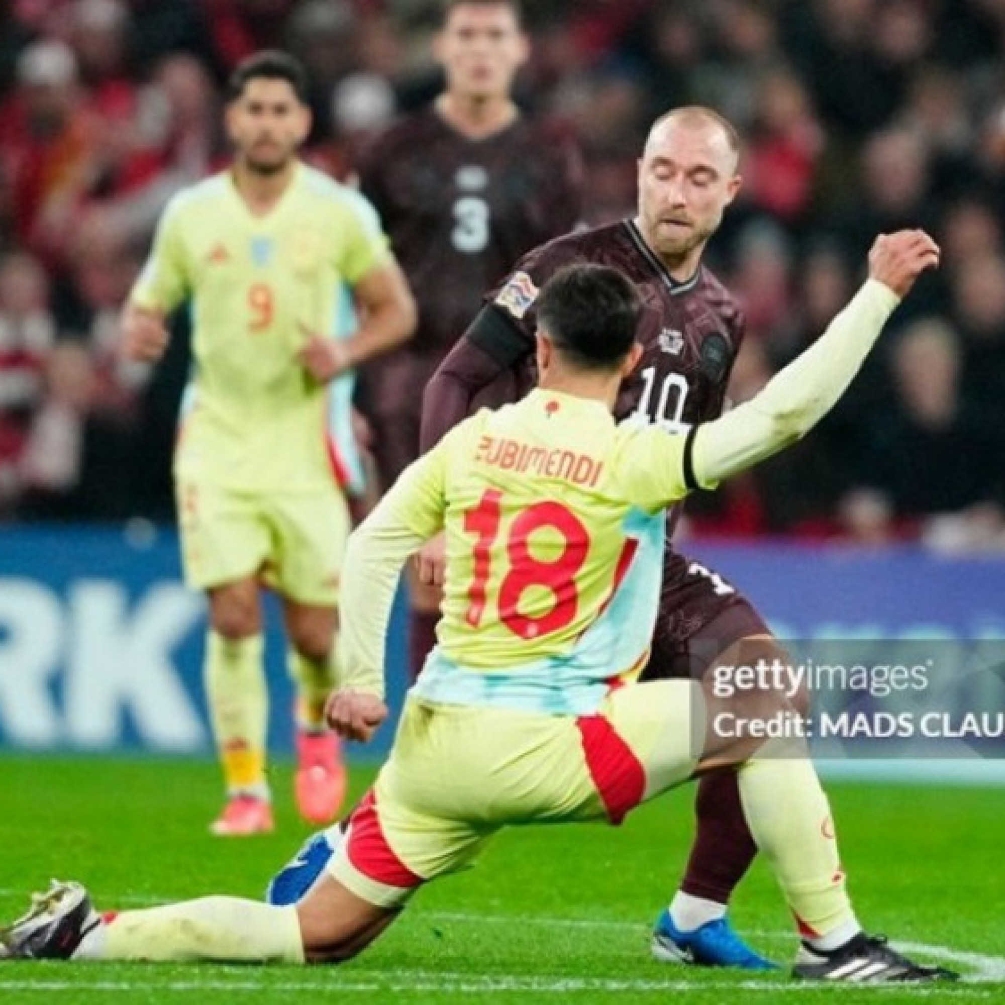  - Video bóng đá Đan Mạch - Tây Ban Nha: Phô diễn đẳng cấp (Nations League)