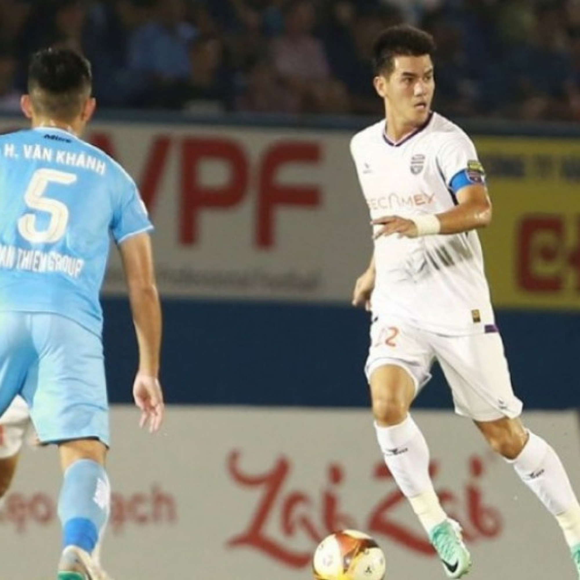  - Trực tiếp bóng đá Bình Dương - Nam Định: Cuộc chiến không khoan nhượng (V-League)