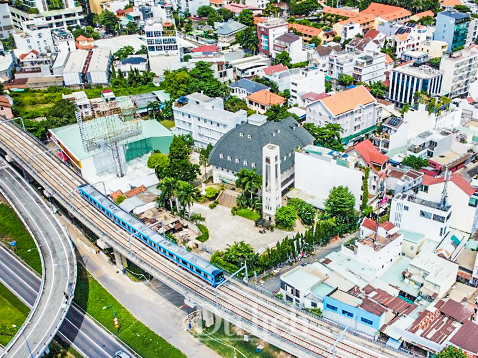 Metro số 1 Bến Thành - Suối Tiên vận hành chính thức từ ngày 22/12 - 4