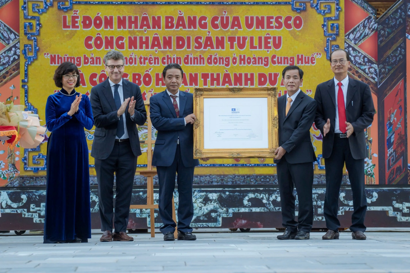 Thừa Thiên Huế đón bằng công nhận Di sản Tư liệu của UNESCO - 4