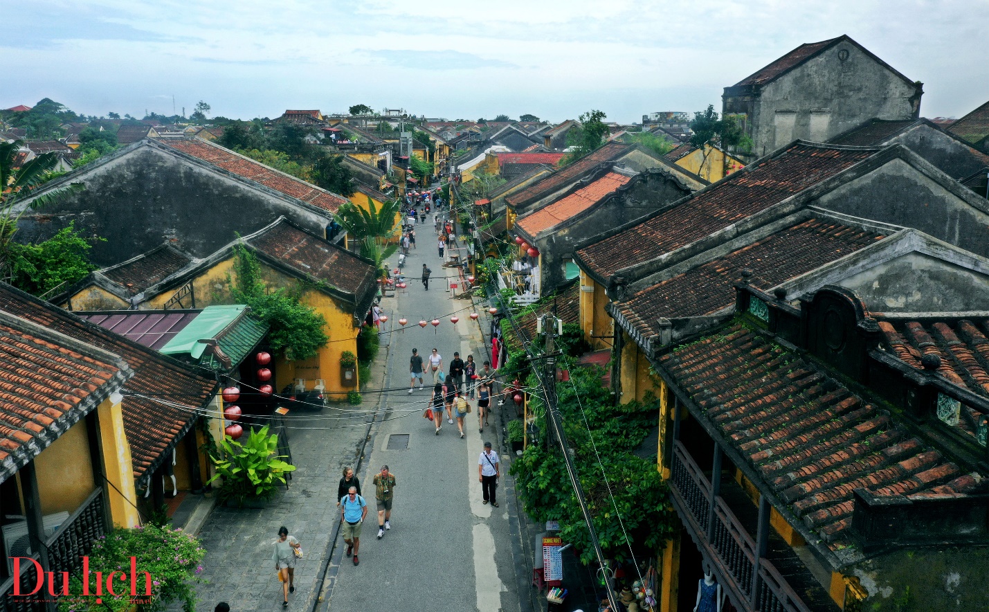 mua reu gieo thuong nho lam say long du khach den voi pho co hoi an - 1